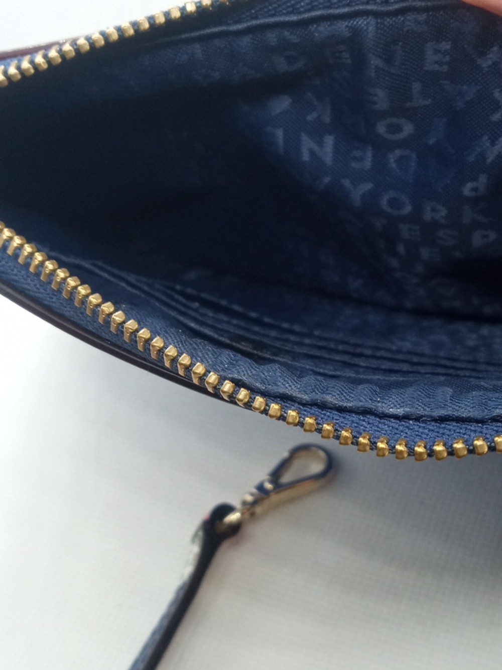 KATE SPADE WRISTLET - Picture 8 of 9